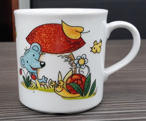 TEKUTÉ HRNÍČKY 250 ML PRE DETI DETSKÉ HUBY