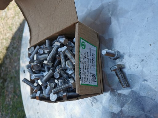 Skrutka so šesťhrannou hlavou M10 30mm KENO (K-28-30)