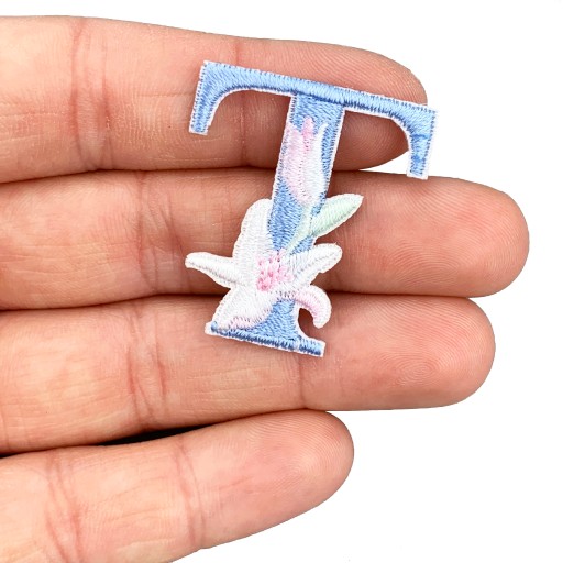 Opätovne použiteľné VYšívané kvety STICKER Letter T DIY