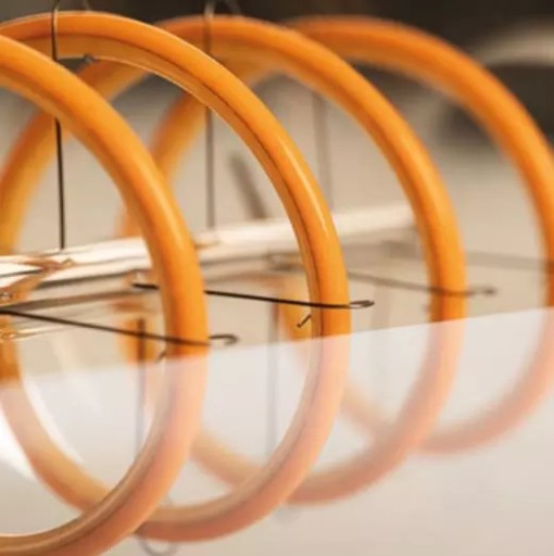 KANLUX LED žiarovka ozdobná sviečka E14 s malým závitom 2,5W=15W teplá