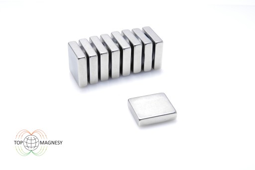 Neodymový tanierový magnet MPŁ 20x18x5 N38