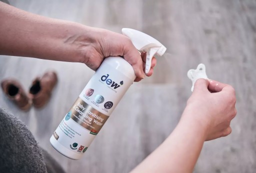 DEW čistiaca voda pre deti 500 ml