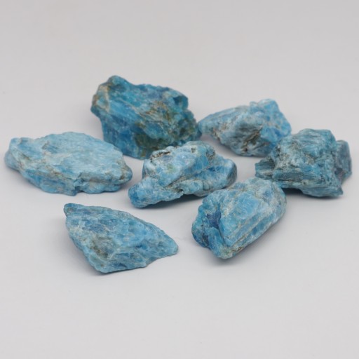 APATITE modrá prírodná hrudka surová 5g-10g