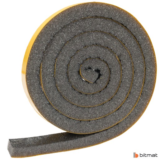 Izolačné penové samolepiace tesnenie na zárubňu 1cm x 1cm x 1m