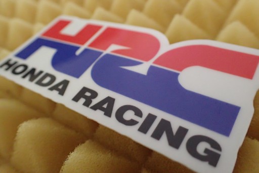 HRC HONDA RACING NÁLEPKA FLUO NÁLEPKA 9 x 4 cm