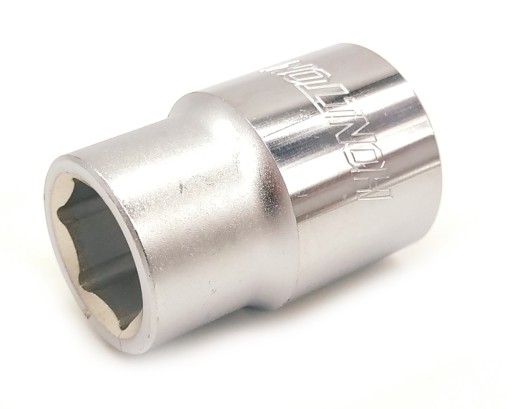 ZÁSUVKOVÝ KĽÚČ 18 mm 1/2 ZÁSUVKOVÉ KĽÚČE