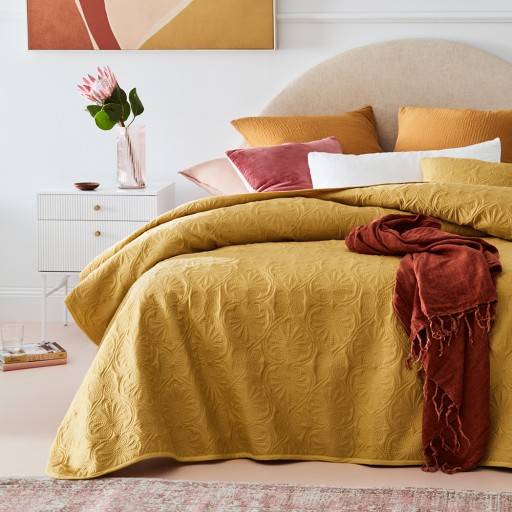 Dekoračná obliečka na vankúš Jasiek 45x45 Leila Mustard