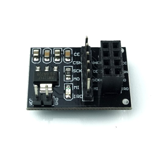 NRF24L01 adaptér do zásuvky modulu s 3,3V regulátorom