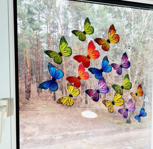 JARNÁ dekorácia FAREBNÉ 3D MOTÝLE (30 ks)