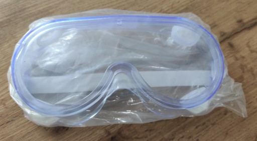 Odvetrávané pracovné ochranné okuliare s elastickým pásom