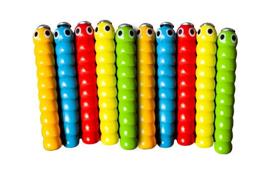 Chyťte drevenú montessori magnetickú jahodovú arkádovú hru Bug