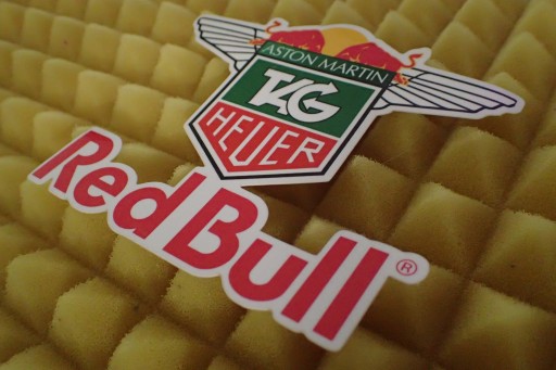 NÁLEPKA F1 TAG HEUER ASTON MARTIN RBR 10,9 x 9,2 CM