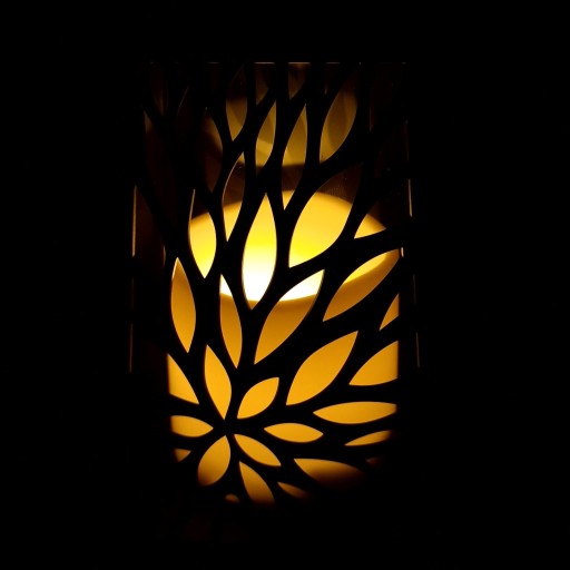 Prelamovaná lampa s LED sviečkou Lucerna so sviečkou s vložkou batérie
