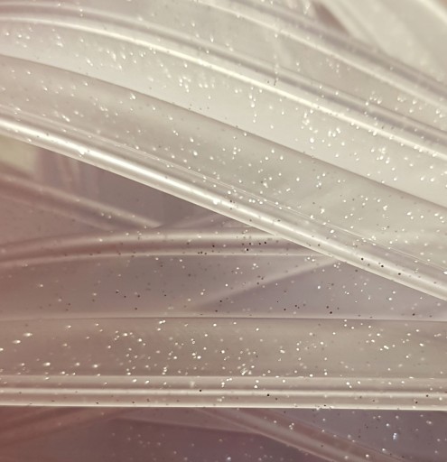Kožená galantéria Kedra biza PVC GLITROVÁ páska