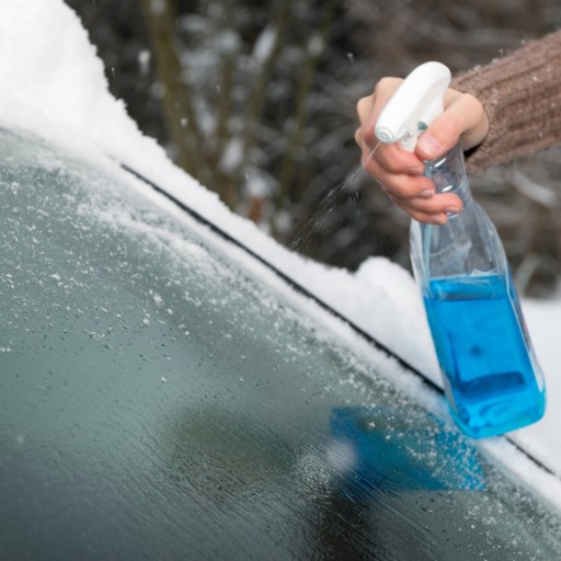 NEMECKÝ ROZMRAZOVAČ NA OKNÁ A ZRKADLÁ AUTO ZIMNÁ TEKUTINA -40°C 500 ml