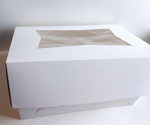KRABIČKA NA CATERNING TORTU 32x42x13 cm s okienkom biela _1 ks