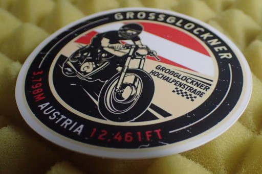 NÁLEPKA GROSSGLOCKNER HOCHALPENSTRASSE NÁLEPKA 7,2 x 7,2 cm KOLEKCIA