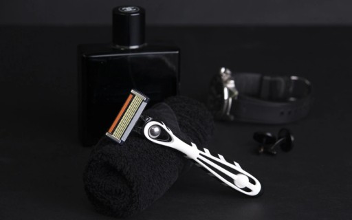 Bic Hybrid Flex 5 Cartridge Razor Blister 1 ks.