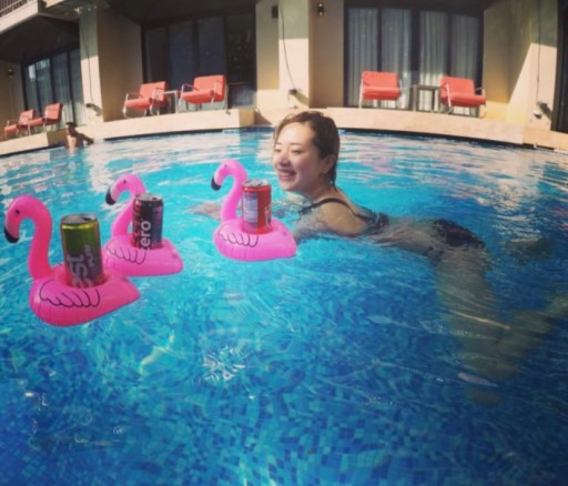 Nafukovací držiak na nápoje hrnček Coaster Flamingo for Water Drinks Pink