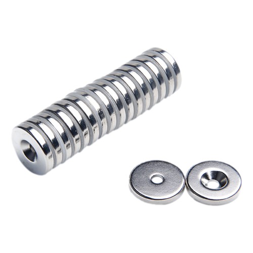 Magnet na hruď. MP 18x(8x4)x3 N38 pre kuž