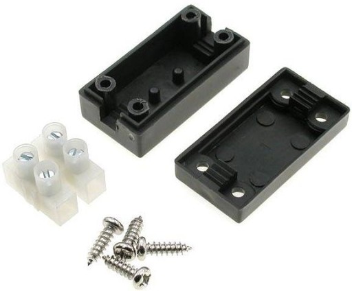 Elektrická kocka 2 pin, rozteč 8mm, 450V/8A