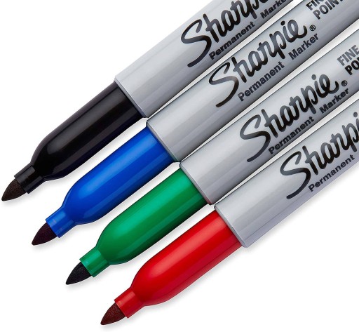 Permanentný popisovač rôzne farby Sharpie 4 ks.
