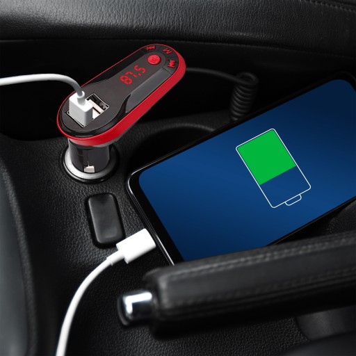 FM BLUETOOTH VYSIELAČ MP3 NABÍJAČKA 2XUSB SD LCD