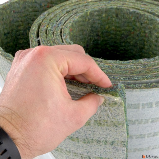 POROSO FILTOVÁ ZVUKOVÁ PODLOŽKA S LEPIKOM 50x100 12mm samolep.