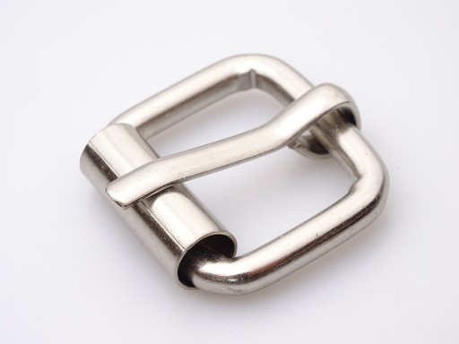 Sedlárska pracka 20 / 16 / 4 mm strieborná, 1 kus