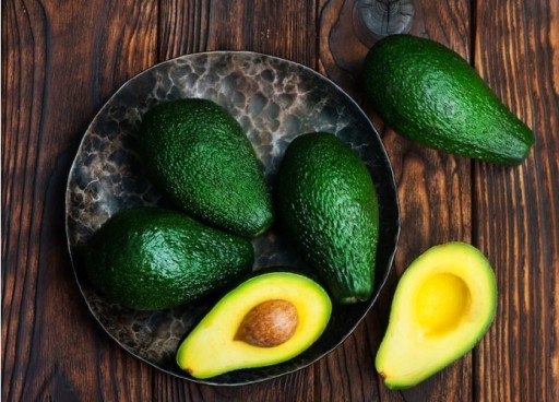 Zvlhčujúca maska proti vráskam KOREAN AVOCADO TV MASK