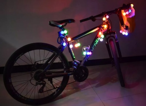 Svietiace LED svietidlo pre psov a mačky, 5 cm prívesok