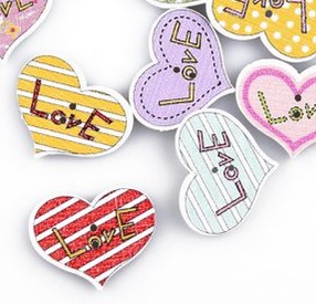 Drevená etiketa HEARTS mixcolor 5KS 1773