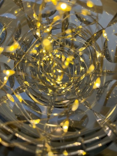 100 LED DRÔTOVÝCH SVIETIDIEL, NA BATÉRIU, TEPLÉ BIELE