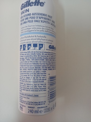GILLETTE SKIN Pena na holenie 240 ml Ultra Sensitive