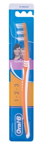 ZUBNÁ KEFKA ORAL-B 1.2.3 KLASICKÁ STREDNÁ