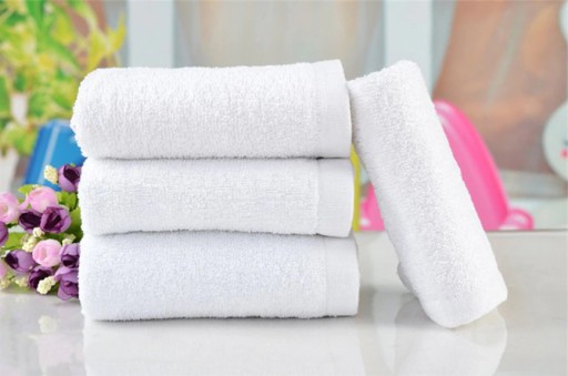 FROTTE HOTELOVÝ UTERÁK 40x80 cm KOZMETICKÉ SPA