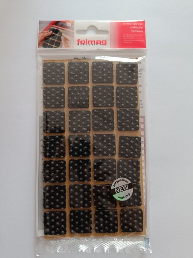 NOVÝ! Čierne plstené podložky 20 mm s protišmykovými, samolepiace 28 ks