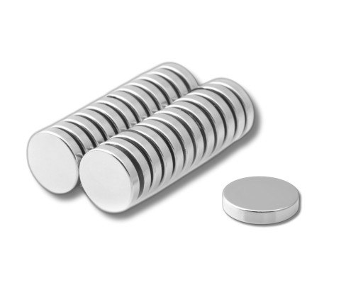 VALEC NEODYMOVÝ MAGNET 15x3 SET. 10 ks