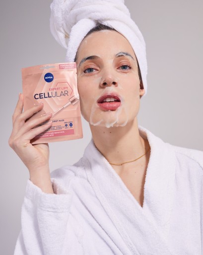 Plechová maska NIVEA CELLULAR EXPERT LIFT
