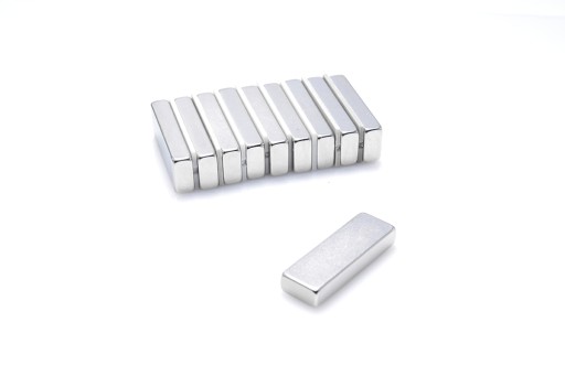 Neodymový tanierový magnet MPŁ 30x10x5 N45
