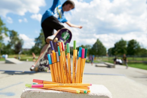 Jemná linka STABILO bod 88/033, neónová zelená