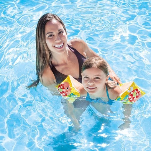 Intex Butterfly Arms pre deti, aby sa naučili plávať