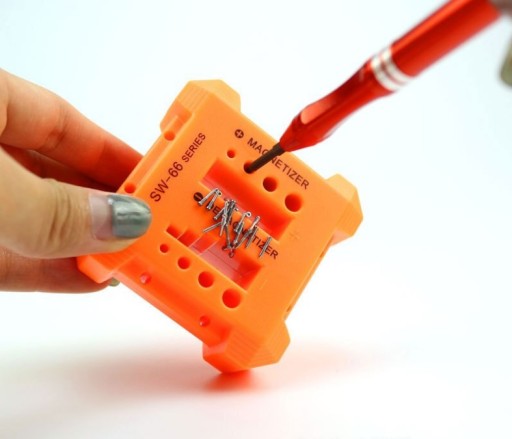 MAGNETIZÁTOR DEMAGNETIZÁTOR PRE SKRUTKOVAČKY, SKRUTKOVACIE BITKY