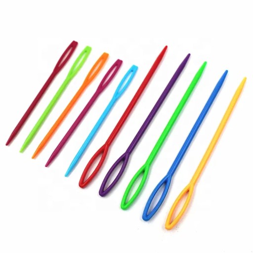 PLASTOVÉ IHLY NA VYŠÍVANIE VLNENÉ PRIADZE 7cm 9cm
