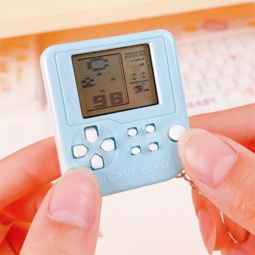 HERNÁ KĽÚČENKA MINI TETRIS HRA KĽÚČENKA PRE FANOUŠKA RETRO HIER