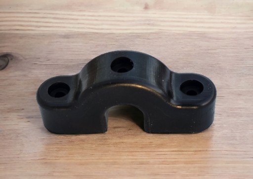 SUN - OMEGA NÁSTENNÁ KONEKTORA PRE 16 mm LANÁ IHRISKO - ČIERNA