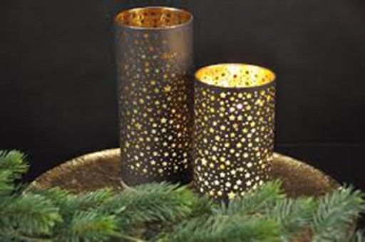 DEKORATÍVNA SVIEČKA VIANOČNÁ SVIEČKA LED VLOŽKA, NA AKUMULÁTOR, STRIEBORNÁ 7,5 X 12 CM