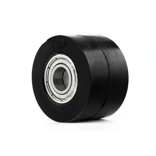 Valček hnacej reťaze 38/10 mm čierny