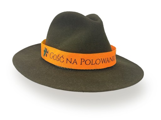 POĽOVNÍCKY KLOBÚC VÝŠIVKY HOSTÍ