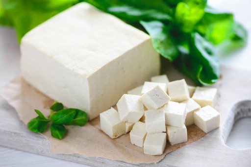 ÚDENÉ tofu / údený sójový syr 200g NATURO